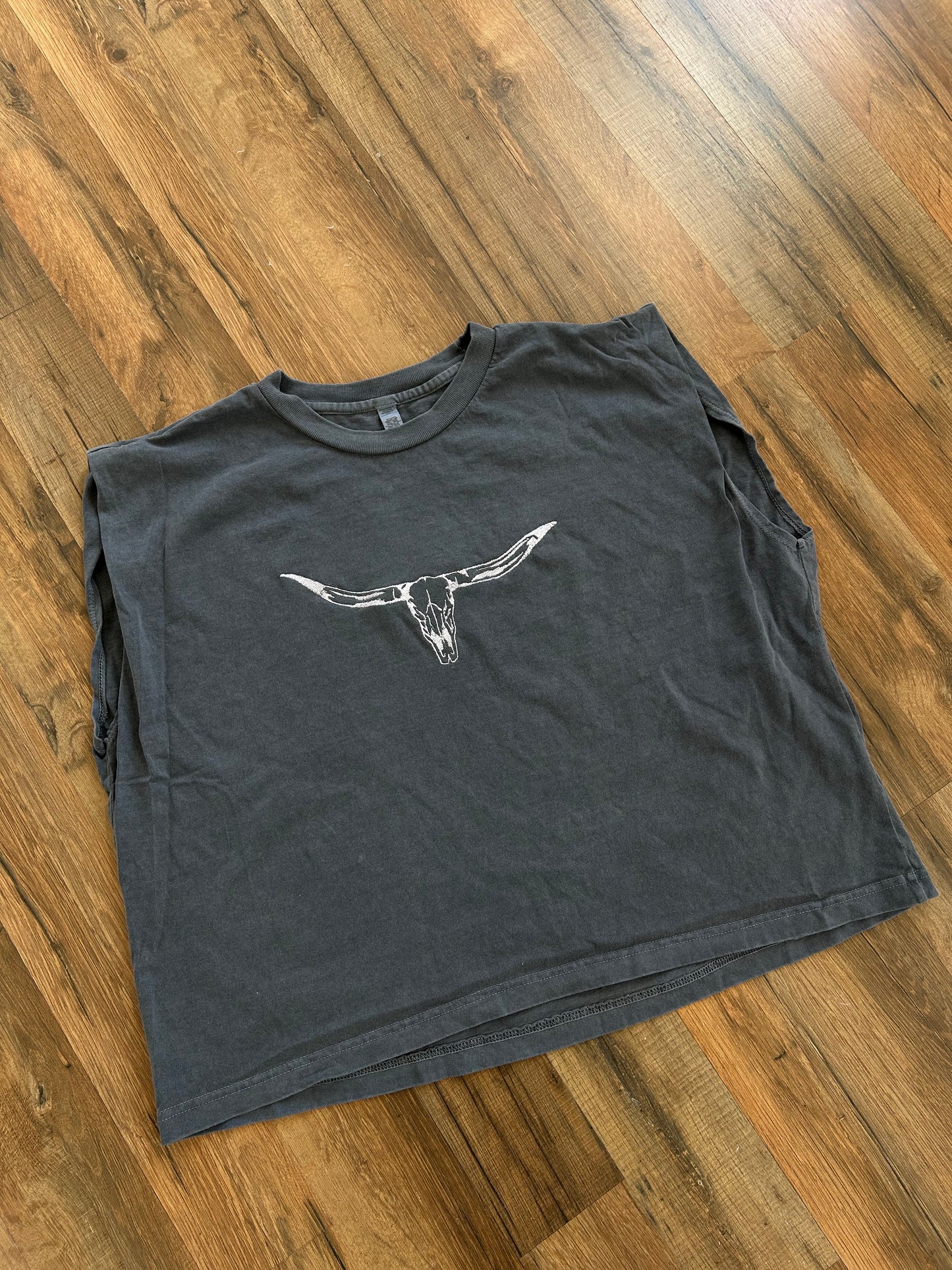 Embroidered Texas Longhorn Cropped Muscle Tee, Tank Top, Crop Fit, Unisex, Adult