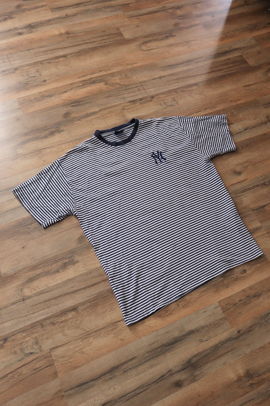Embroidered New York Yankees Striped T-shirt