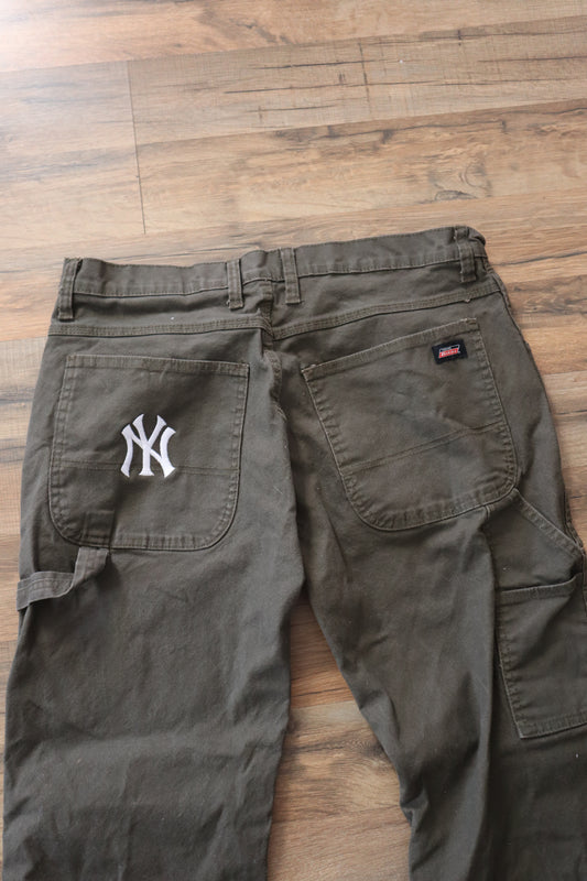 Embroidered New York Yankees Dickies 34x30 Pants