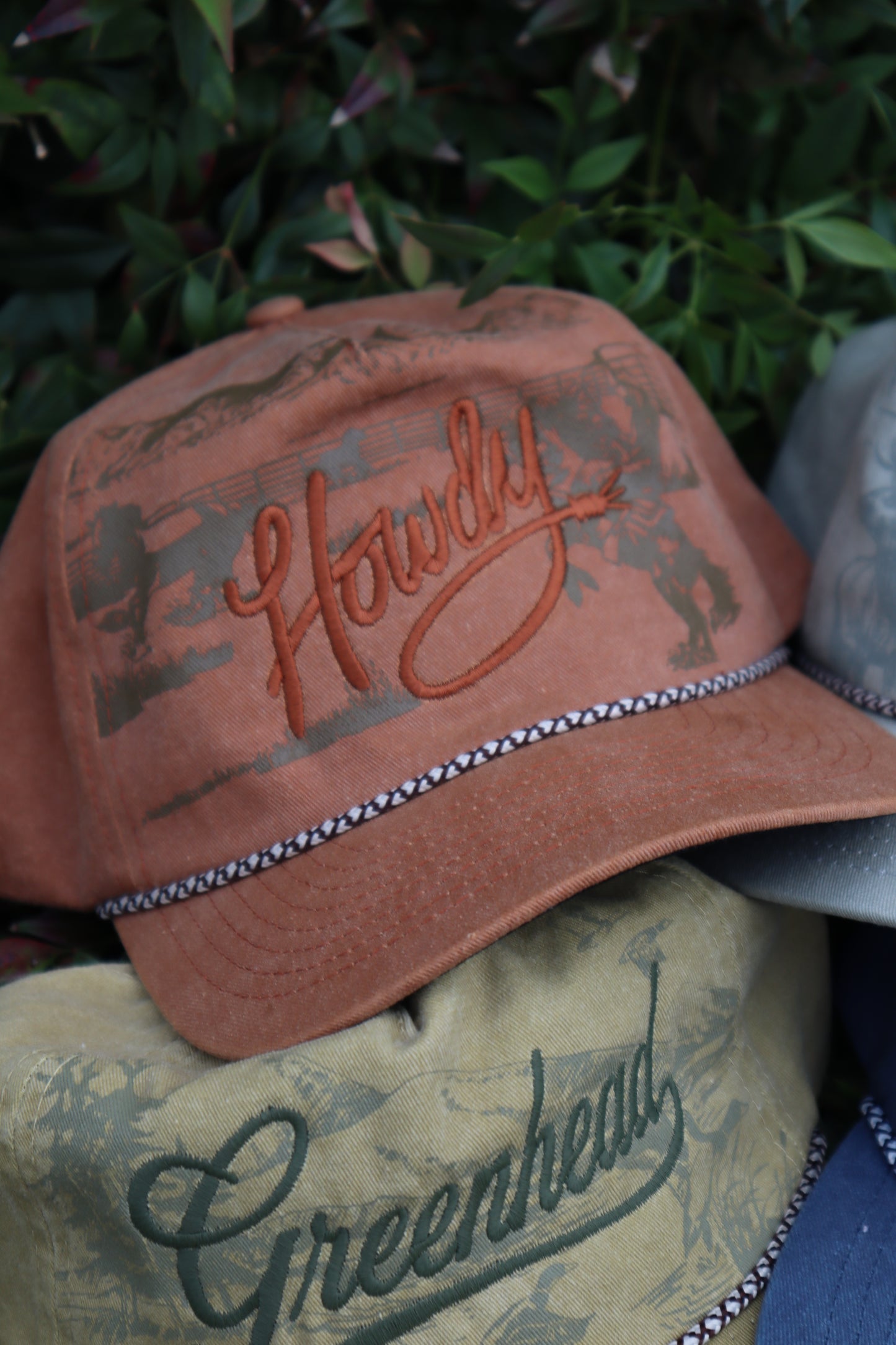 Faded Clay Howdy Horse Hat